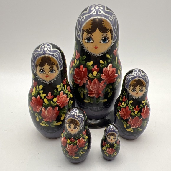 The Unbranded Brand Other - Wooden Russian Nesting Doll w/ Floral Design 5 Piece Set Signed